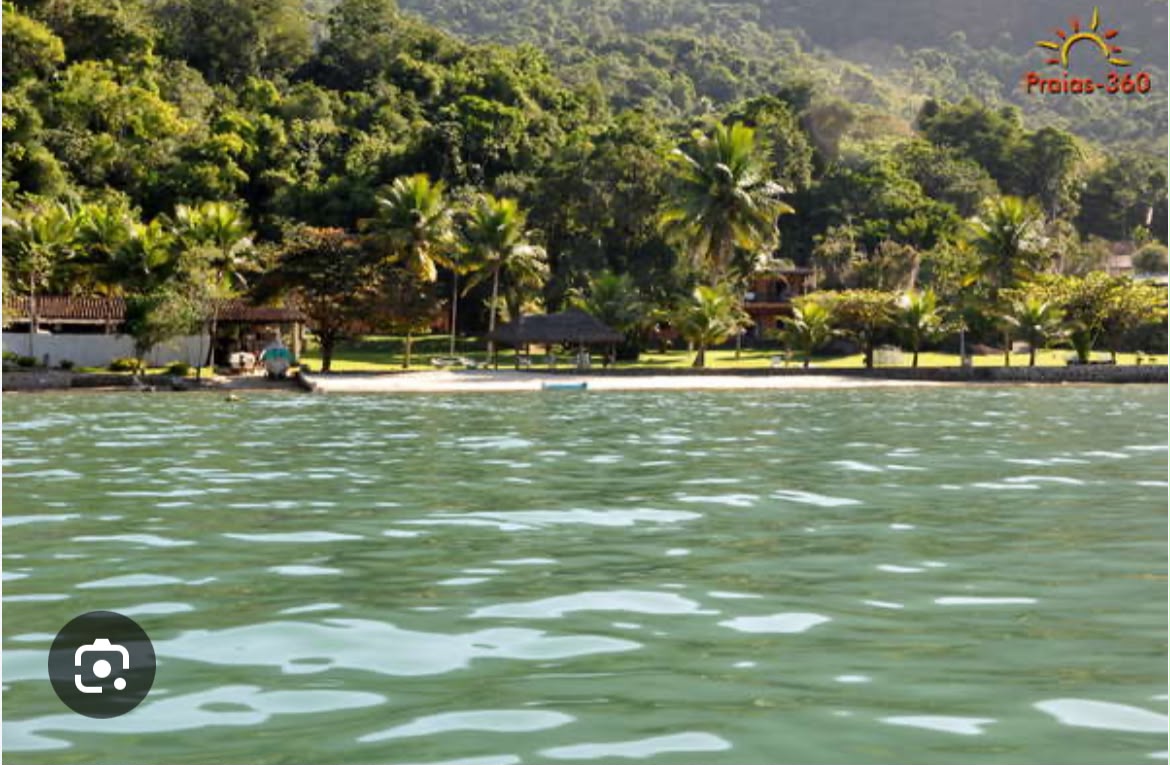 Praia Grande no Saco do Mamanguá